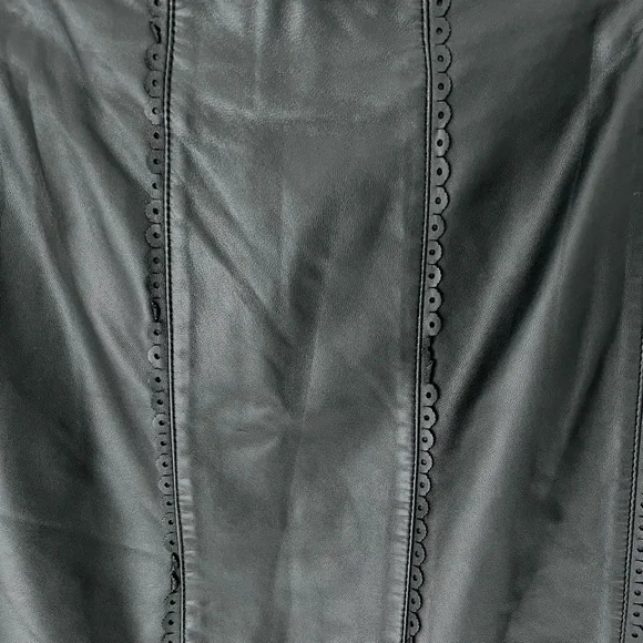 1990’s Doncaster Leather Skirt. - Picture 3 of 4
